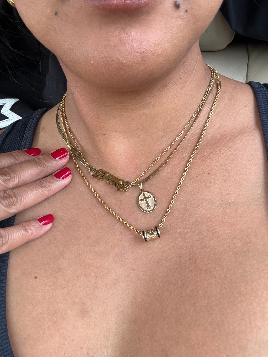 Customer photo review of Coco Rope Necklace