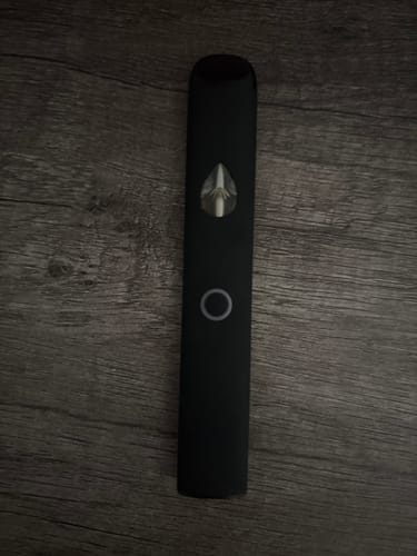 Customer photo review of Disposable Vape Delta 9 Wedding Cake Hybrid