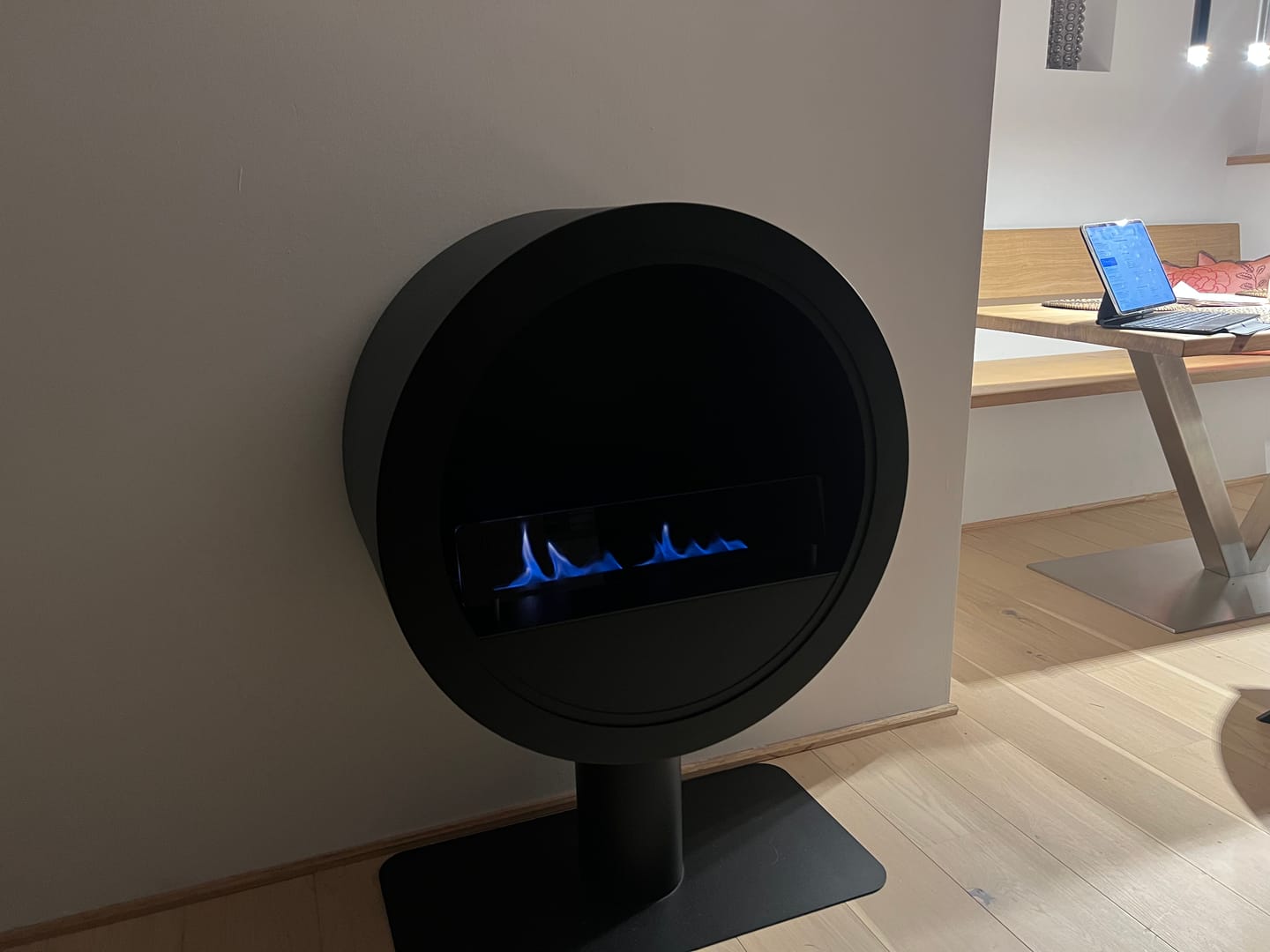 Customer photo review of Freistehender Bioethanol Standkamin - INCYCLE