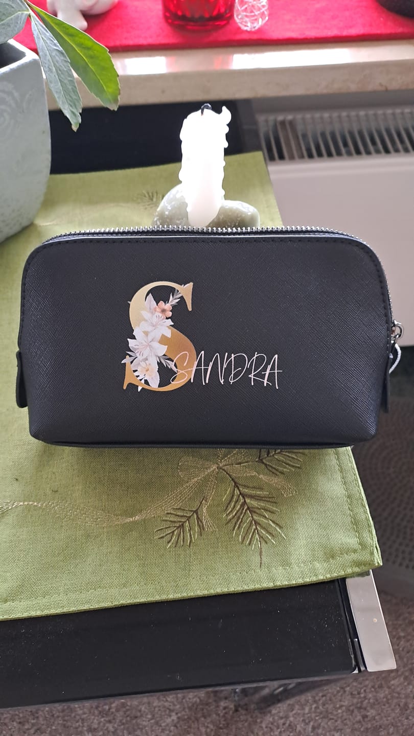 Customer photo review of Deine Initiale - Individuelle PU Kosmetiktasche