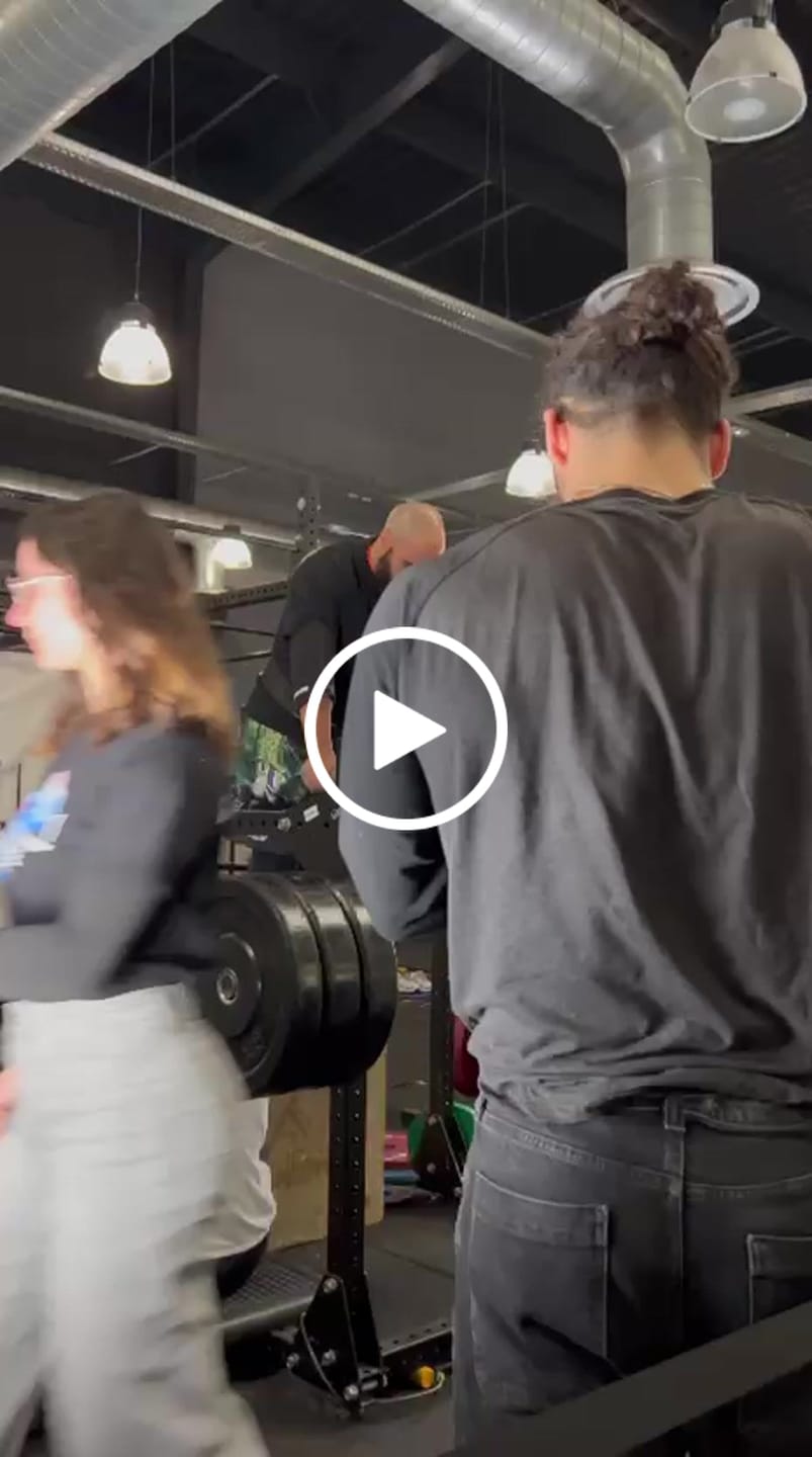 Customer video review of 7mm PRO Elbow Sleeves - Extra Stiff Neoprene - FinalRep Approved