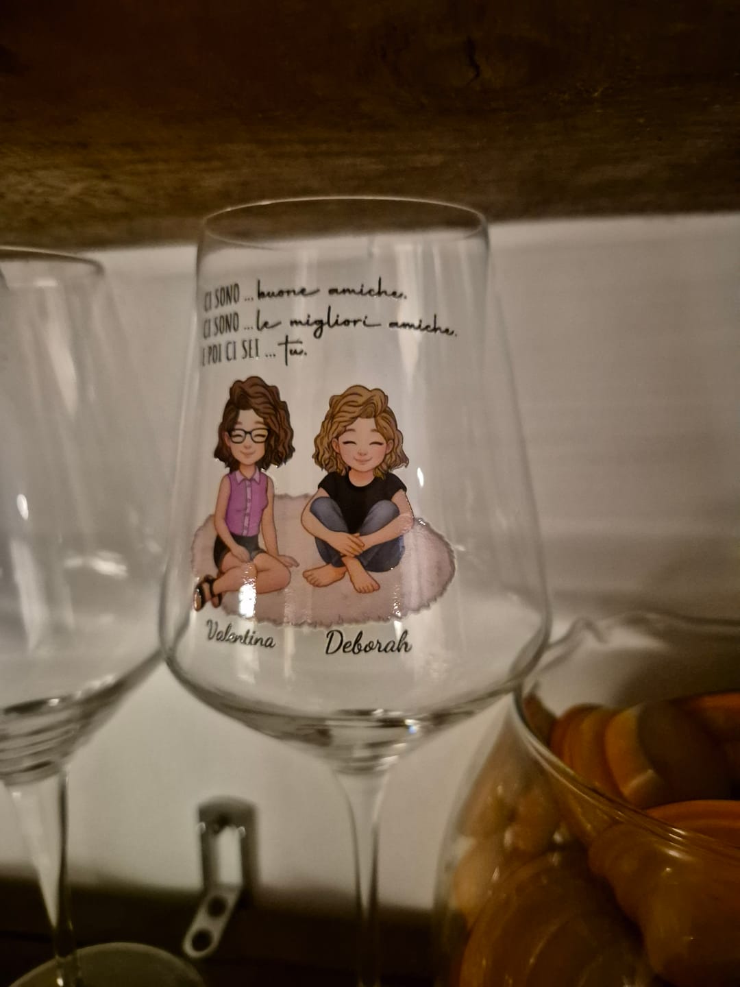 Customer photo review of Cin Cin! - Bicchiere da vino personalizzato per migliori amiche