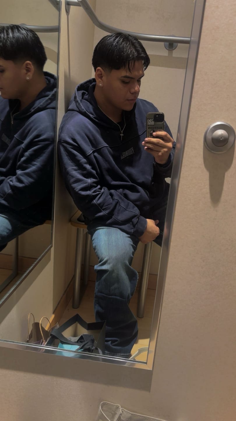 Customer photo review of 5208 - Crossline Hoodies