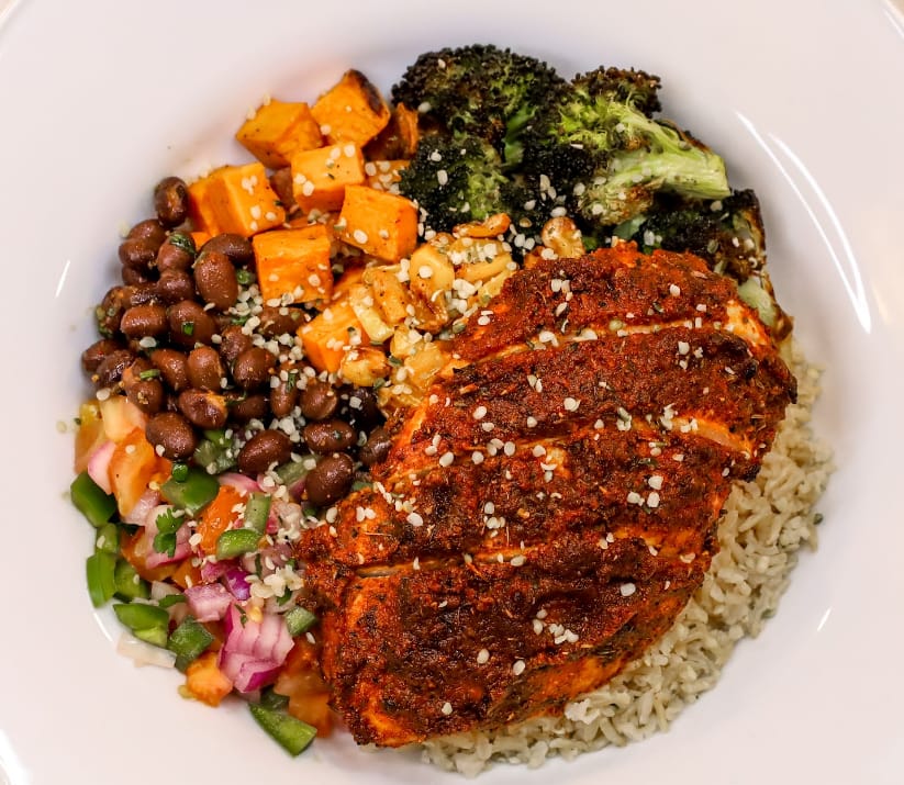 Customer photo review of Elevate Fitness Exclusive - 6  (+2  FREE) MEAL PLAN