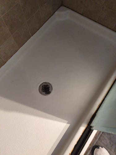 Customer photo review of Floor Crack Repair - Tub and Shower Repair Kit