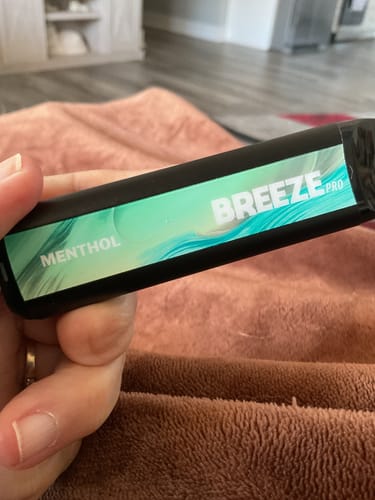 Customer photo review of Breeze Pro Disposable Vape
