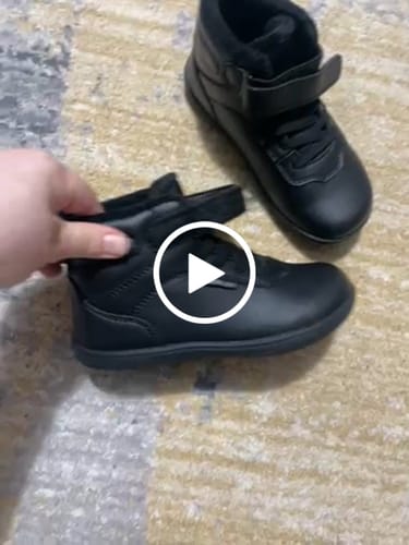 Customer video review of Kid's Spruce - Winter Barefoot Shoes