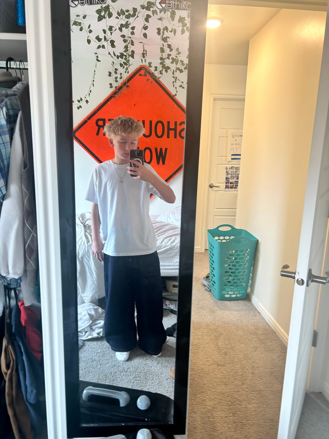 Customer photo review of Aelfric Eden Baggy Barrel Rivet Raw Jeans
