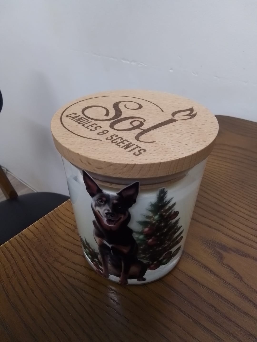 Customer photo review of Kelpie Christmas Xlarge Candle