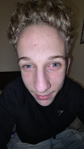 Customer photo review of THC Spacegummies Rainbow