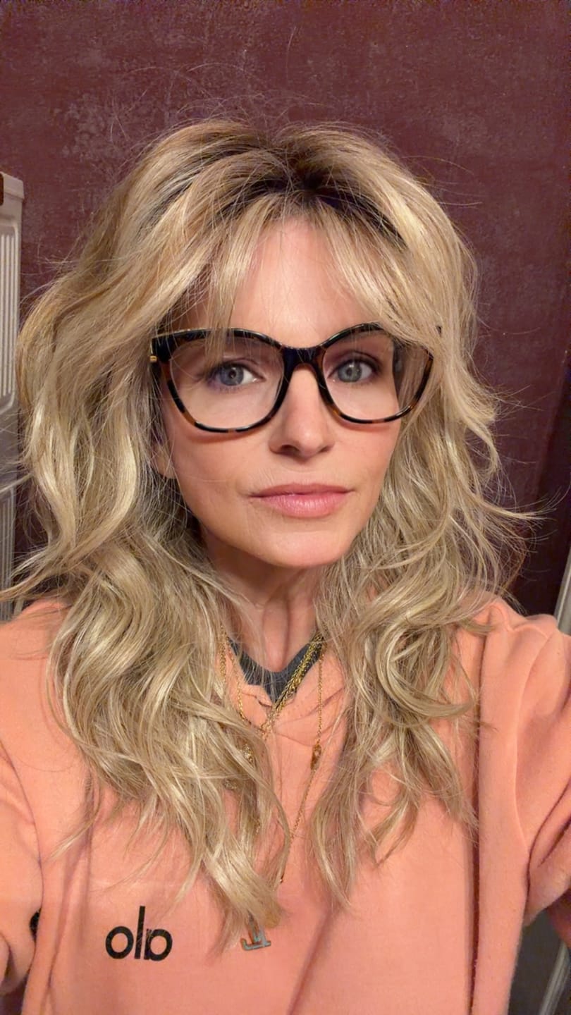 Customer photo review of BILLIONAIRE BOMBSHELL - Sandy Blonde