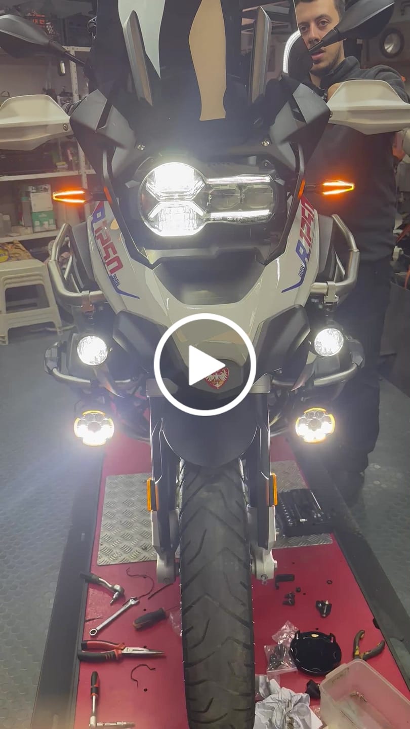 Customer video review of MotoCAN® – Motorcycle Accessories Manager