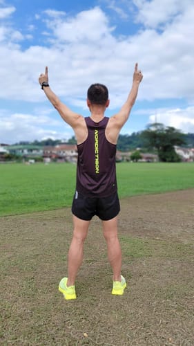 Customer photo review of Men's Velocity Tank - Charcoal Black