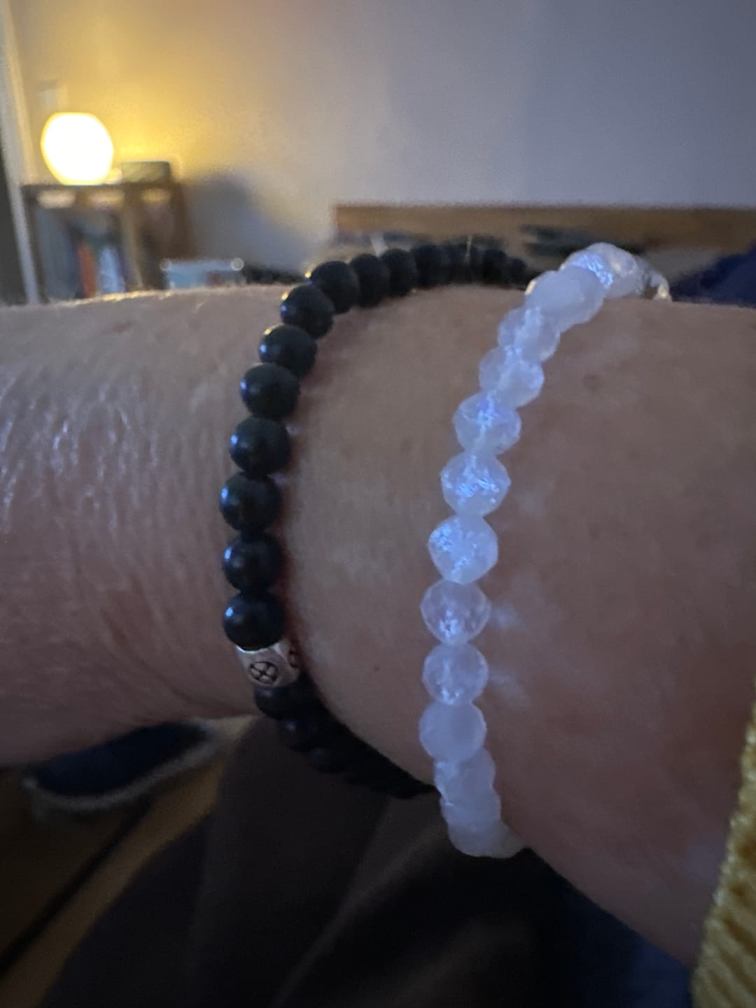 Customer photo review of Mondstein Armband - Naturperlen