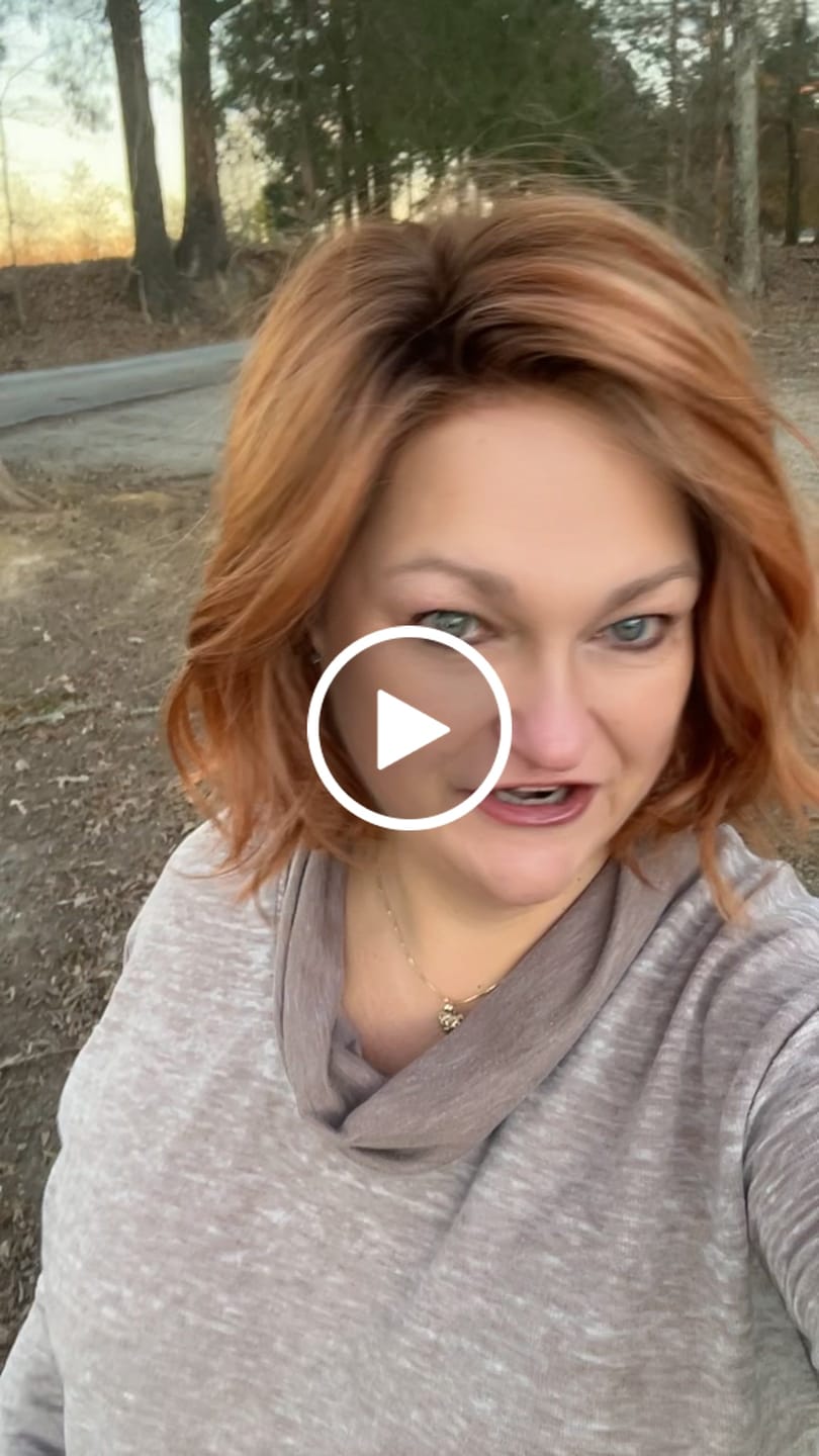 Customer video review of CALLING COMPLIMENTS - Glazed Apricot*