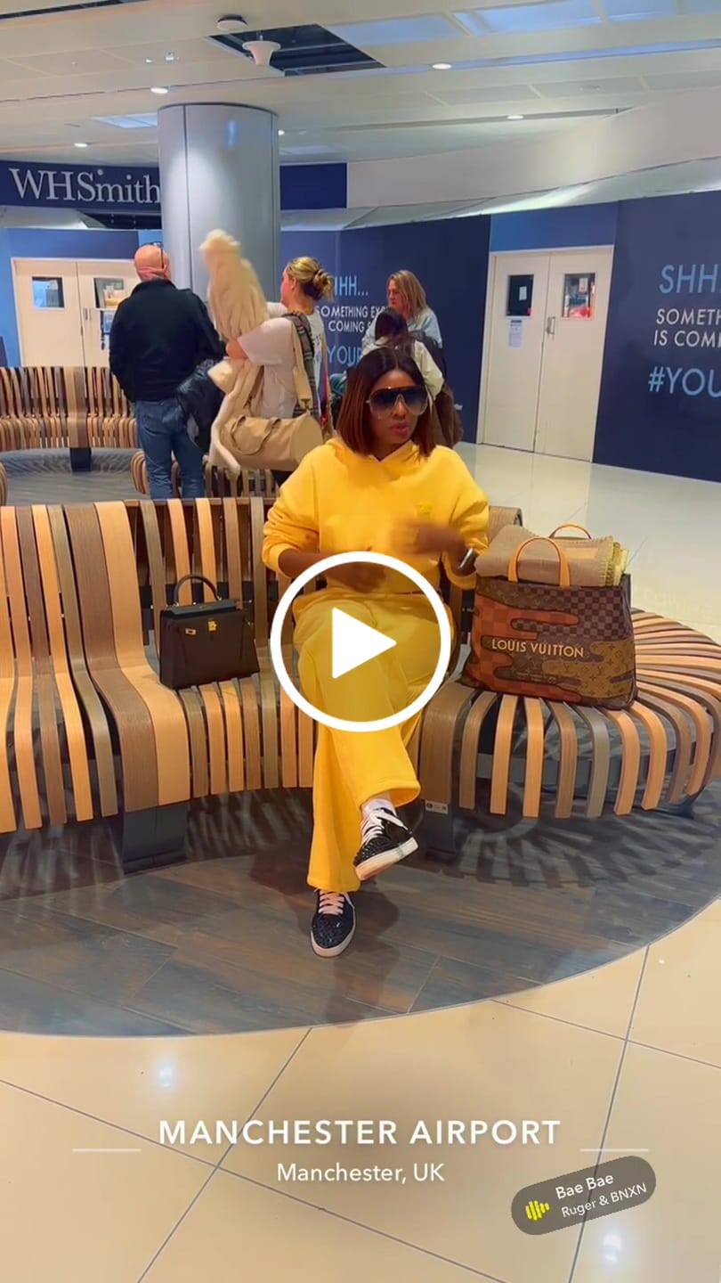 Customer video review of Soufflé Cropped Hoodie Sets
