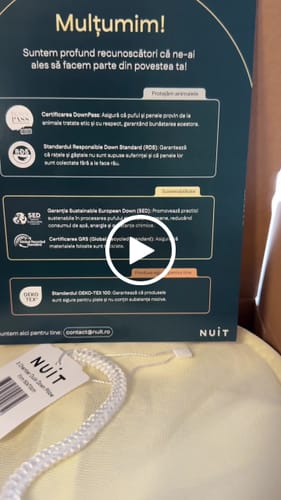 Customer video review of Pernă Plume Puf 2 + 2 Gratis