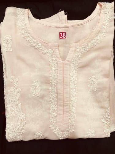 Customer photo review of Women's Lucknowi Handcrafted Cotton Chikankari Kurti - HONC0303600