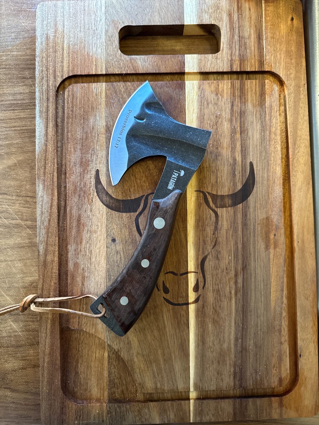 Customer photo review of Hacha Acero Inox. Fosfatada - TOMAHAWK