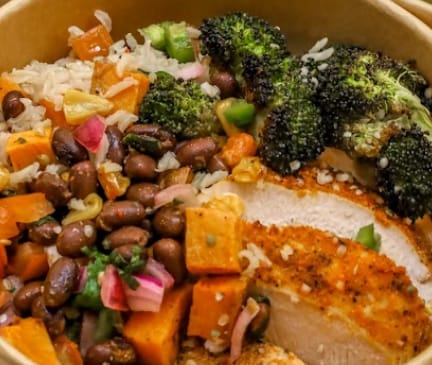 Customer photo review of Elevate Fitness Exclusive - 6  (+2  FREE) MEAL PLAN