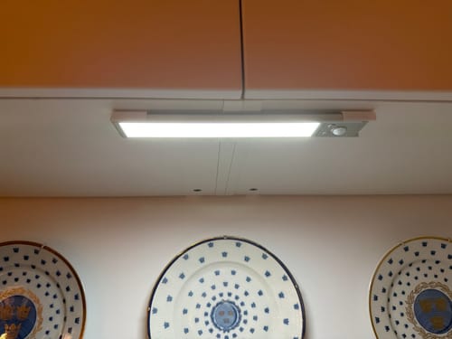 Customer photo review of GlowLine - Energisnålt ljus som tänds bara när du behöver det