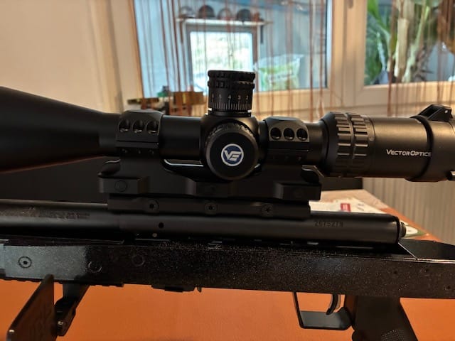 Customer photo review of Vector Optics XASR-3011 X-Accu Blockmontage für 30mm Tubus, 21mm Picatinny,  20MOA Vorneigung, h= 32mm