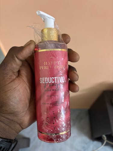 Customer photo review of Seductive RougeBody Wash (Inspired by BACCARAT ROUGE 540)