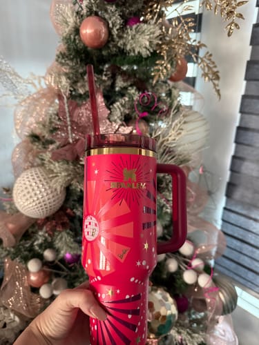 Customer photo review of Stanley Quencher Barbie™ 80'S Dynamite | 1.1L