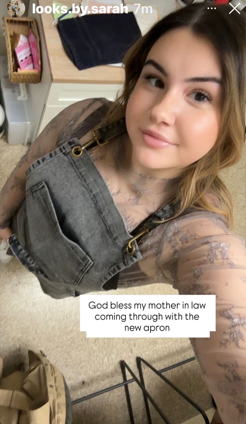 Customer photo review of Over Shoulder Black Acid Washed Apron