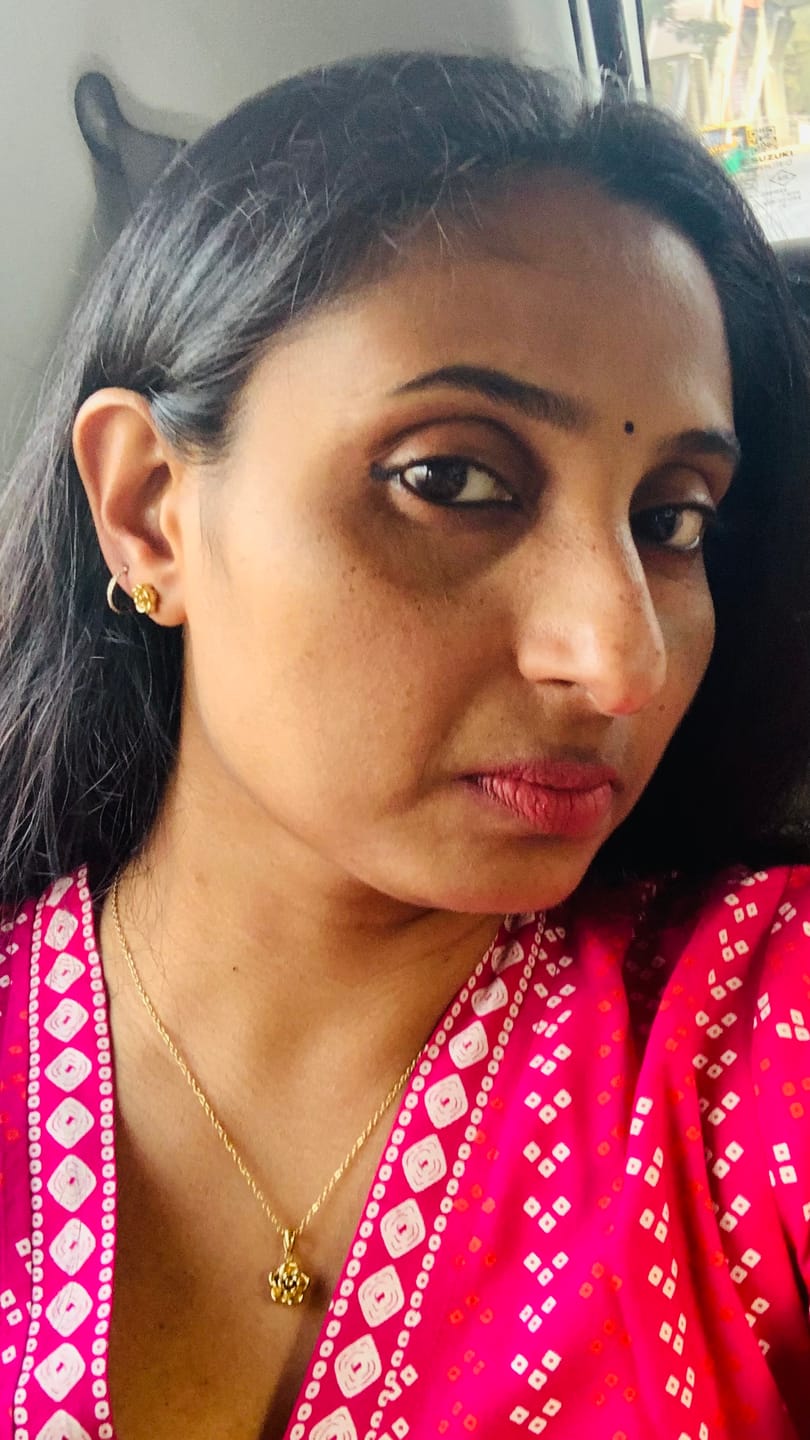 Customer photo review of Delicate Rose Necklace