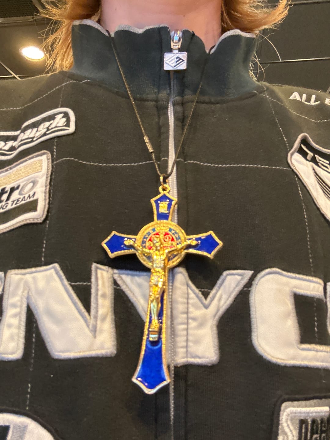 Customer photo review of FREE Today: Classic Style Red/Blue Crafted Crucifix Big Size Pendant Necklace(5 color)