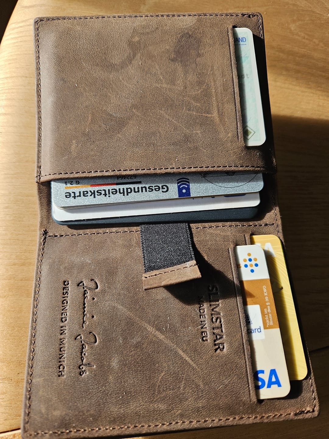 Customer photo review of Slimstar - slim wallet with large coin pocket