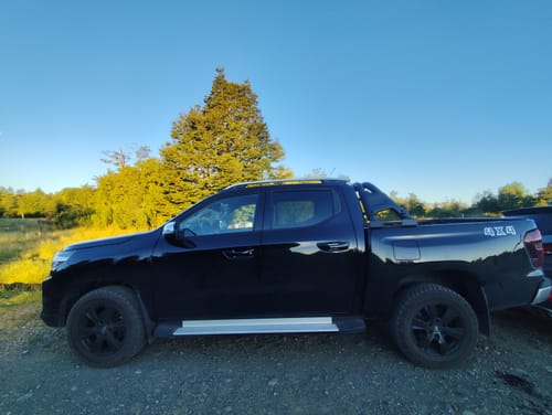 Customer photo review of Pisos Calce Perfecto Changan Hunter años 2021 al 2025