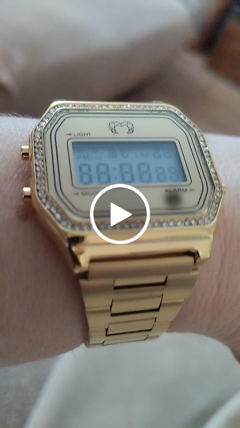 Customer video review of Reloj Digital Vintage Brillo ~ Oro