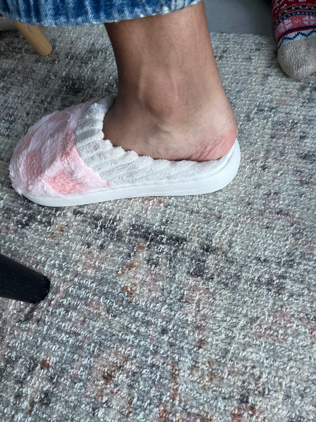 Customer photo review of Nordic Fluffy Slippers