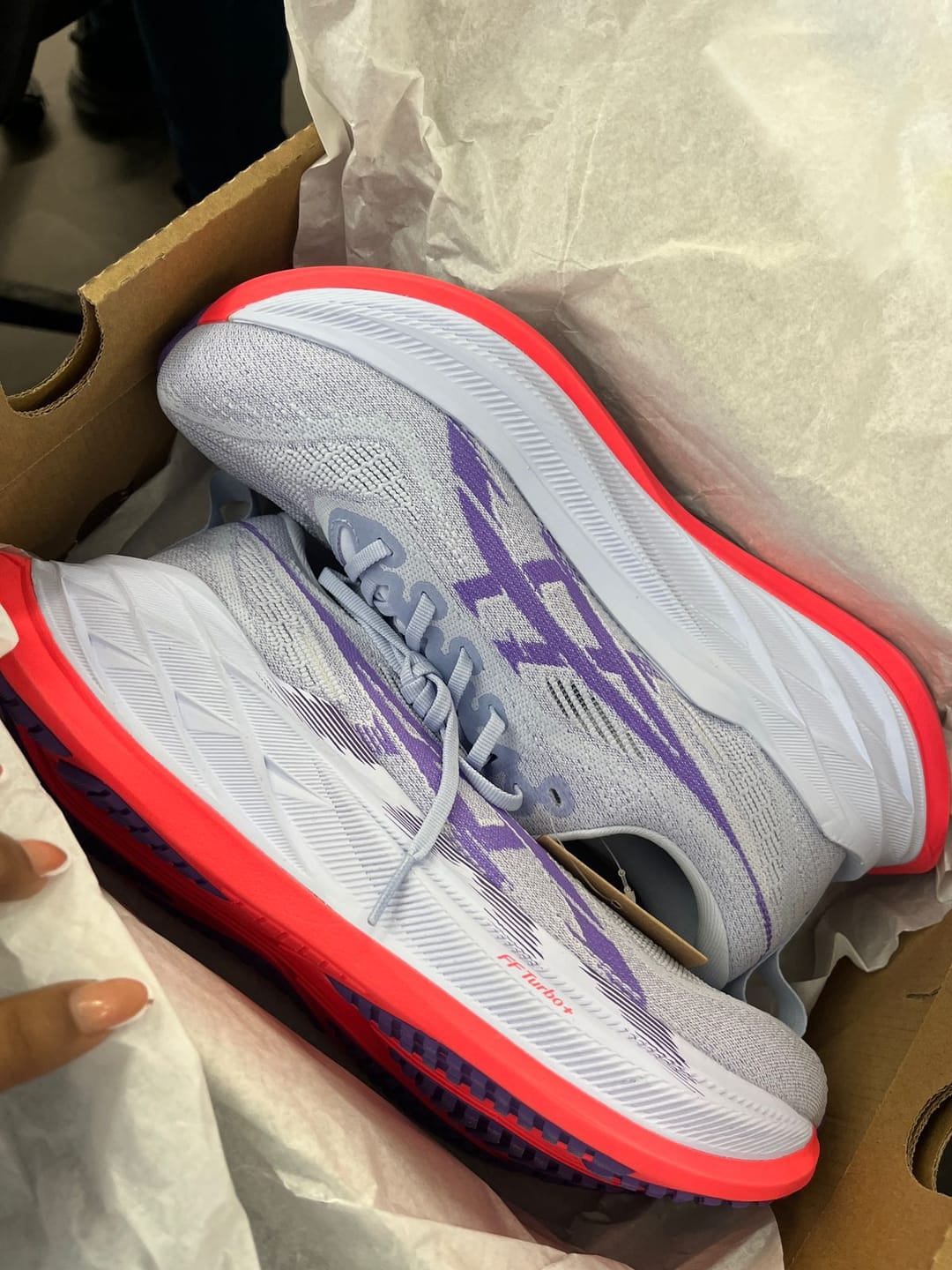 Customer photo review of Asics Superblast 2 Unisex Blue Fade Edo Purple