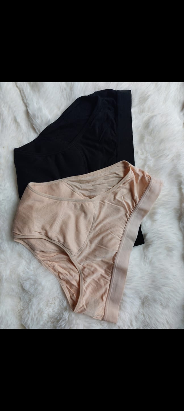 Customer photo review of Culotte Menstruelle Léa