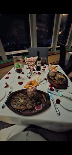 Customer photo review of Cena Romántica