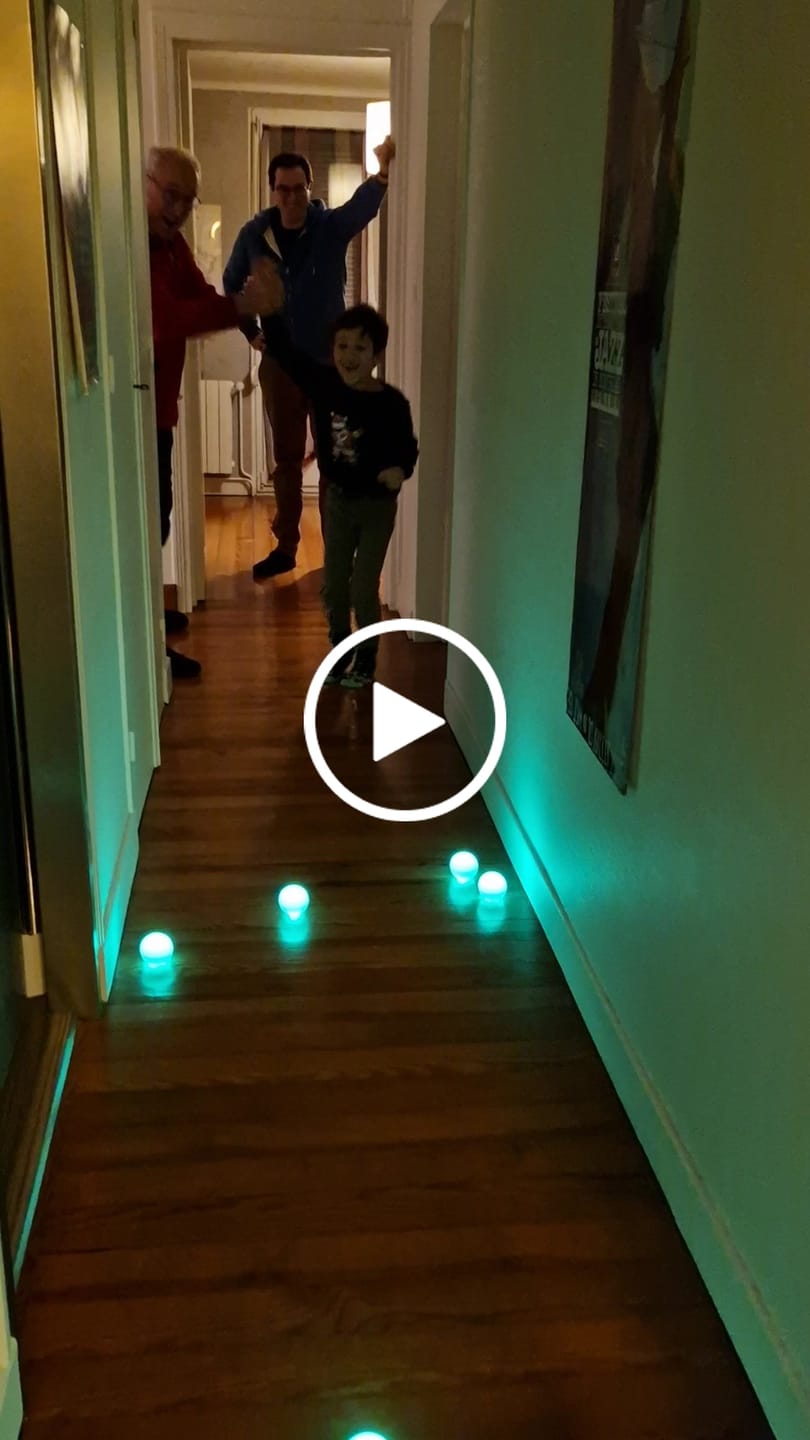 Customer video review of LUMIOS LE JEU