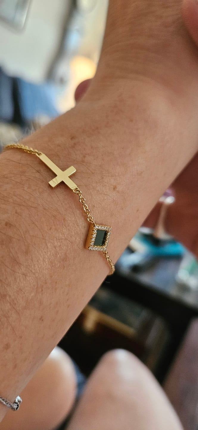 Customer photo review of The Cross Bracelet