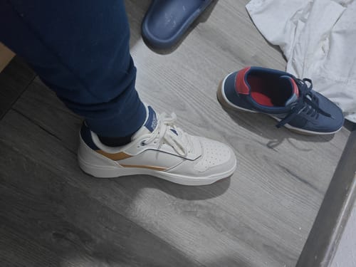 Customer photo review of Tenis Style Giles Beige