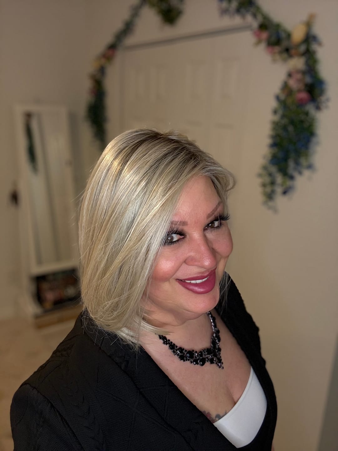 Customer photo review of BLIND DATE - Macadamia Blonde