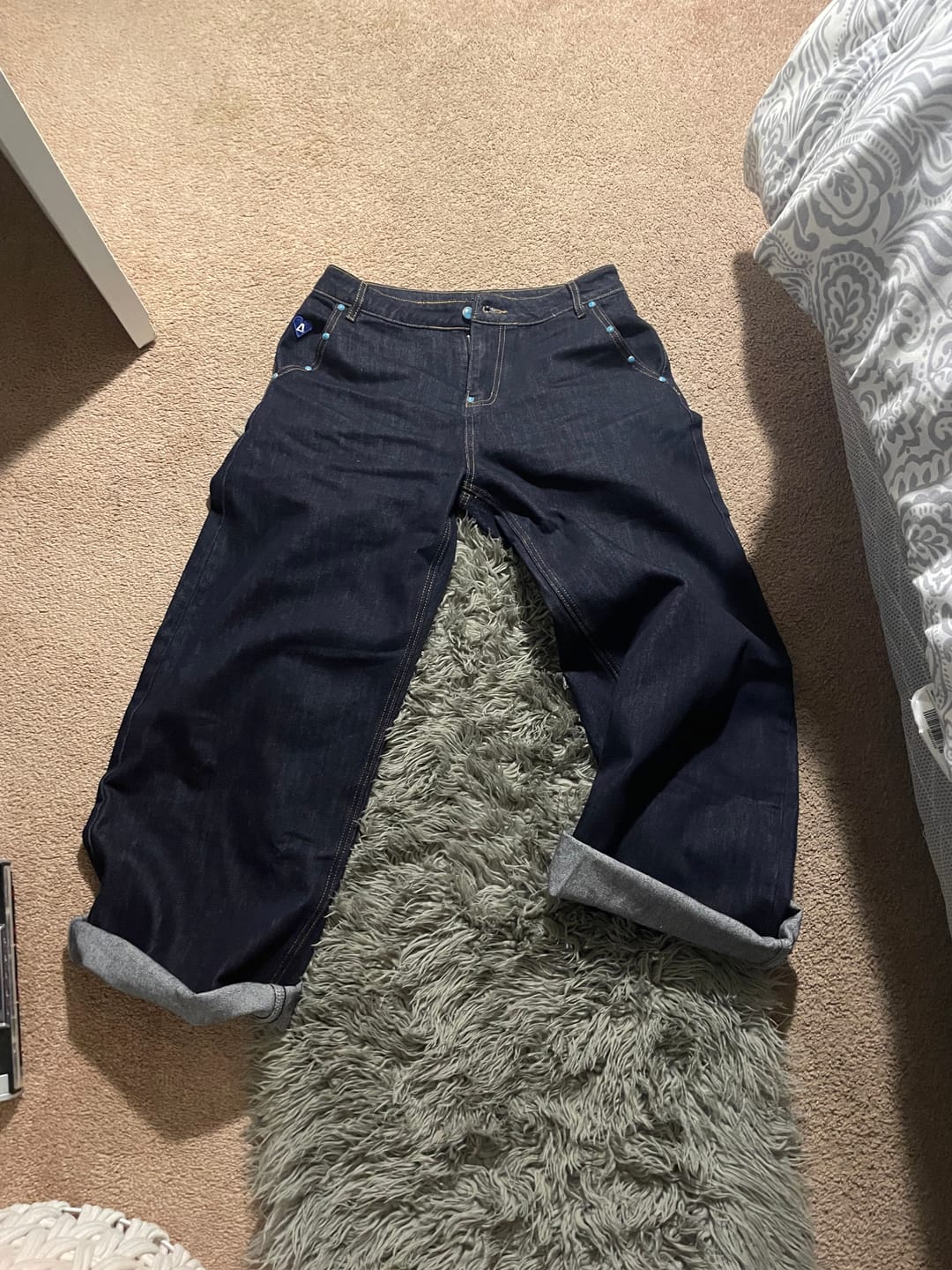 Customer photo review of Aelfric Eden Baggy Barrel Rivet Raw Jeans
