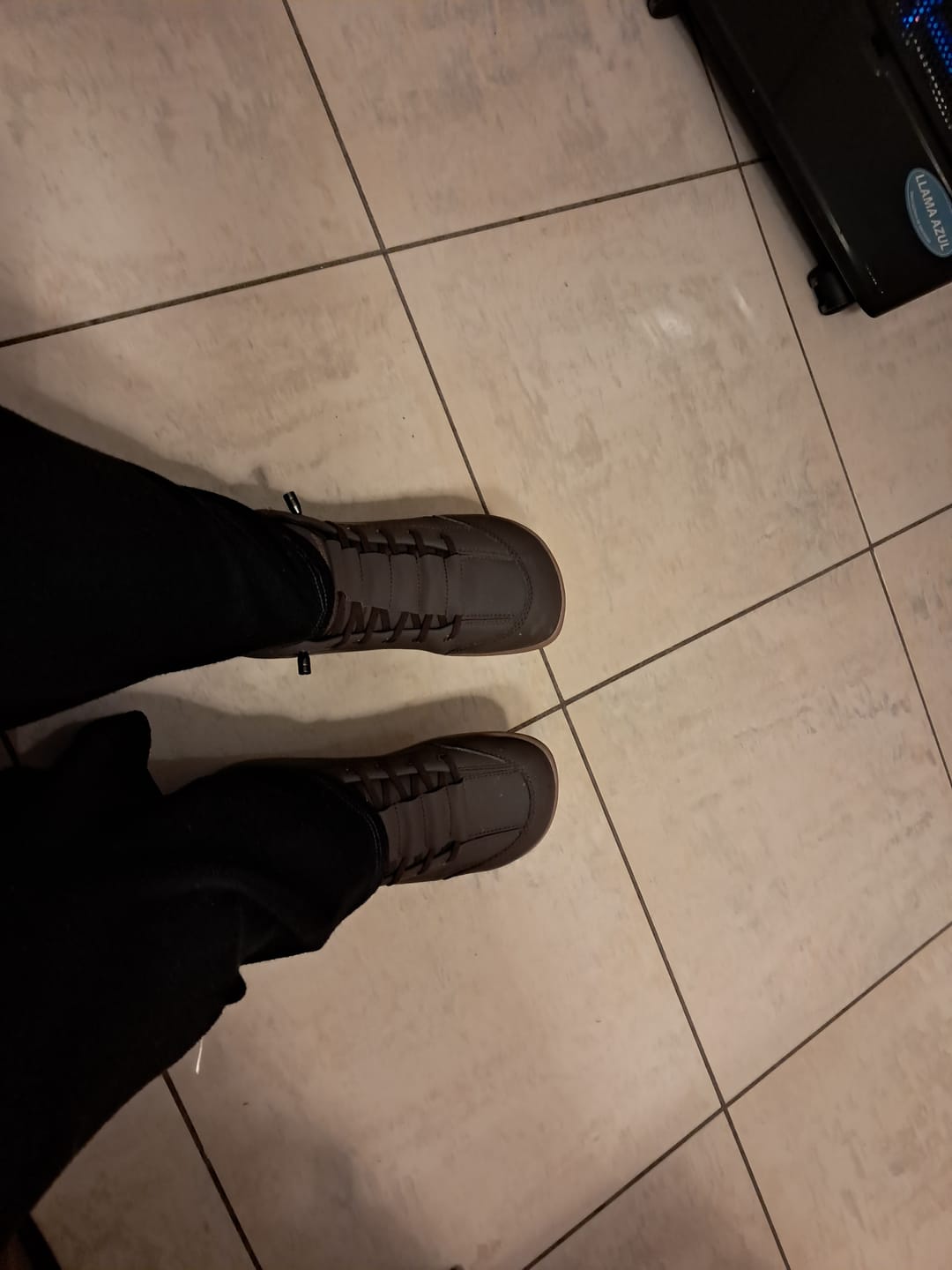 Customer photo review of Yew - Barefoot De Ocio