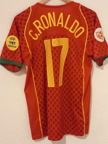 Customer photo review of Cristiano Ronaldo Portugal EURO 2004 Retro Home Red Jersey Trikot