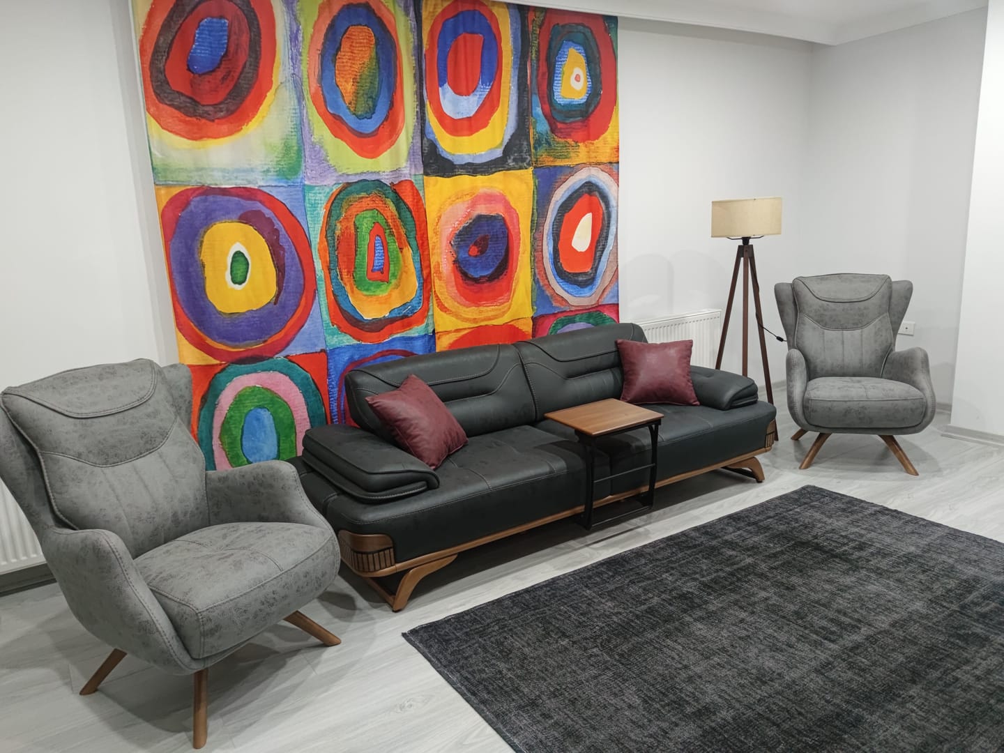 Customer photo review of Arlington Antrasit Modern Polyester Makine Halısı