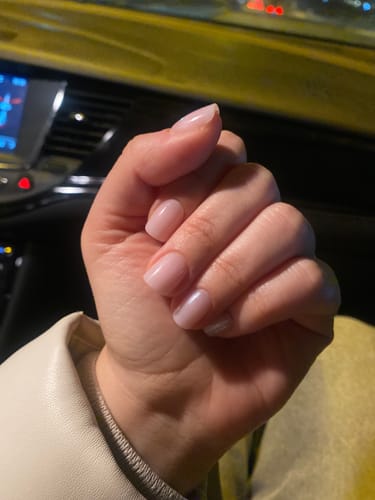 Customer photo review of Glossée Zararsız Tırnak Yapıştırıcısı