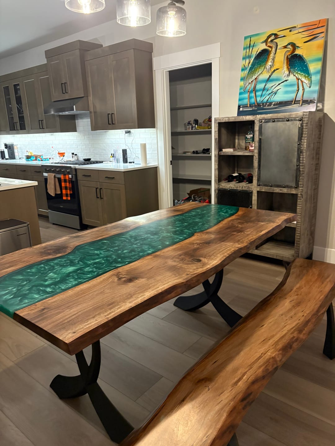 Customer photo review of Table Legs 423 Curva 28.2" H Dining Furniture Legs