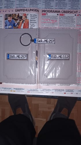 Customer photo review of Fahrzeugschein Hülle mit Deutschland Kennzeichen