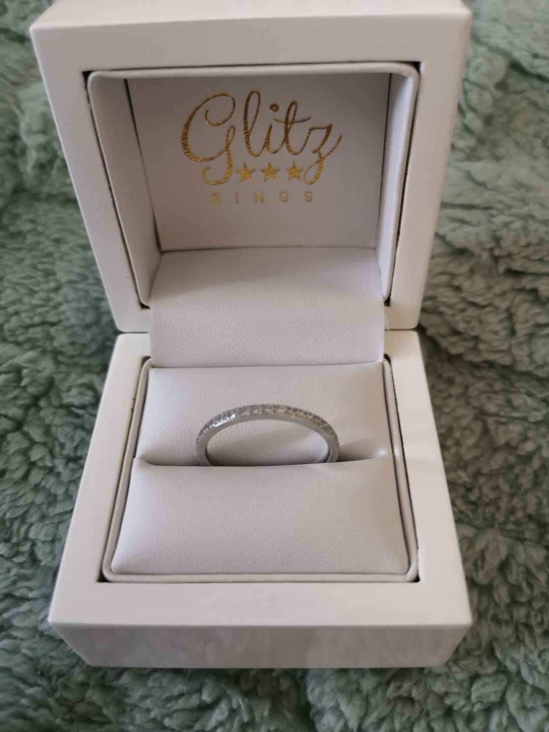 Customer photo review of Gold 2mm Full Glitz Ring